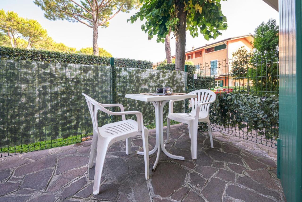 Gardappartamenti Campiello Pool Sirmione Exteriör bild